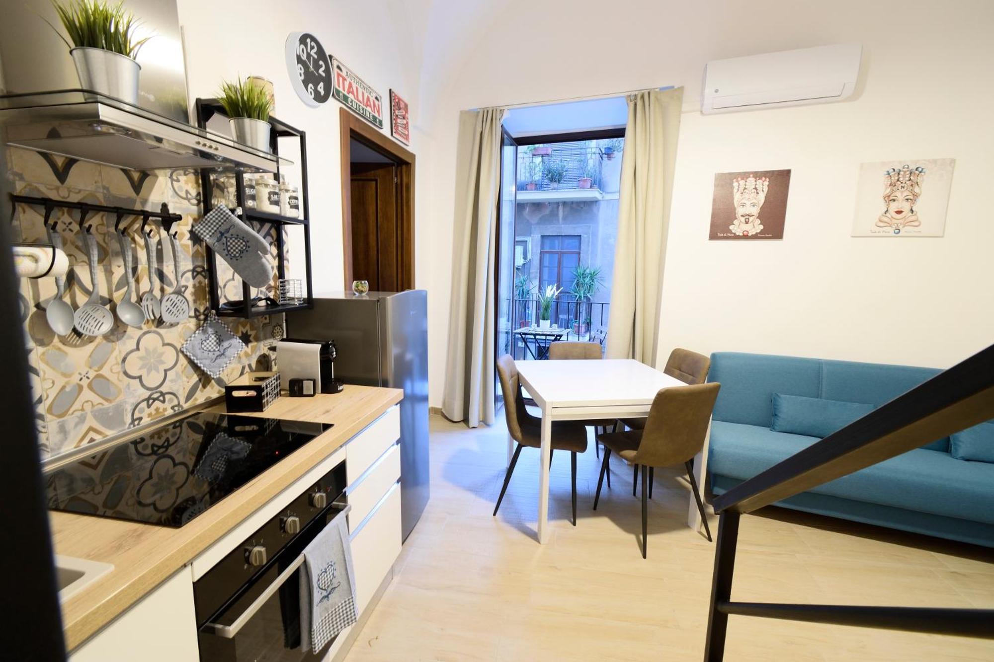 La Casa Di Carta Al Duomo Apartment Catania Luaran gambar